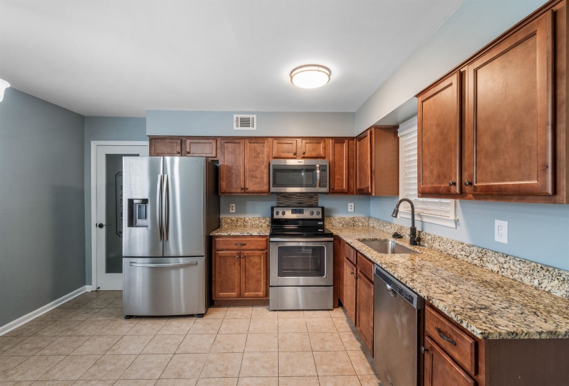 7102 ROSE TRAIL DR, Memphis, Tennessee 38133, 3 Bedroom Bedrooms, 6 Room Rooms,2 BathroomBathrooms,Residential,For Sale,ROSE TRAIL,0,10217545