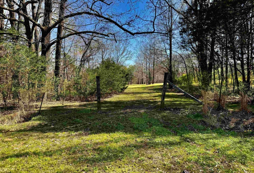 6195 BOBBITT RD, Unincorporated, Tennessee 38057, 3 Bedroom Bedrooms, 7 Room Rooms,2 BathroomBathrooms,Residential,For Sale,BOBBITT,0,10217569