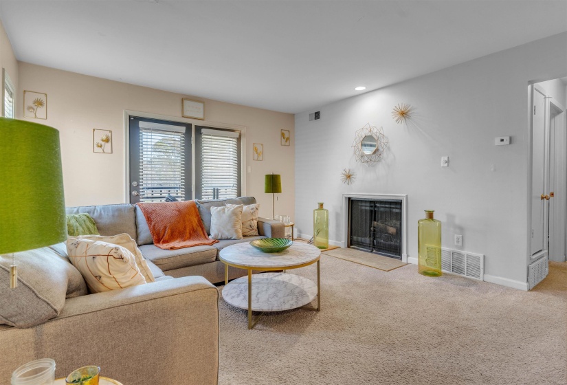 1841-2 EAGLE BRANCH CV, Germantown, Tennessee 38138, 2 Bedroom Bedrooms, 5 Room Rooms,2 BathroomBathrooms,Residential,For Sale,EAGLE BRANCH,0,10217597