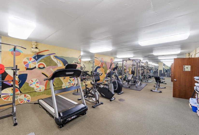 2195 POPLAR AVE, Memphis, Tennessee 38104, 1 Bedroom Bedrooms, 6 Rooms Rooms,1 BathroomBathrooms,Residential,For Sale,POPLAR,10217600