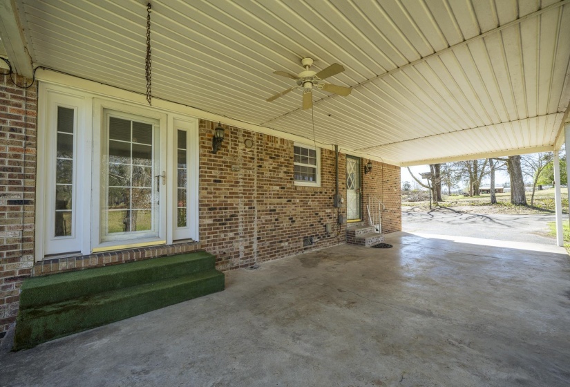 9265 128 HWY, Savannah, Tennessee 38372, 3 Bedroom Bedrooms, 9 Room Rooms,2 BathroomBathrooms,Residential,For Sale,128,0,10217622
