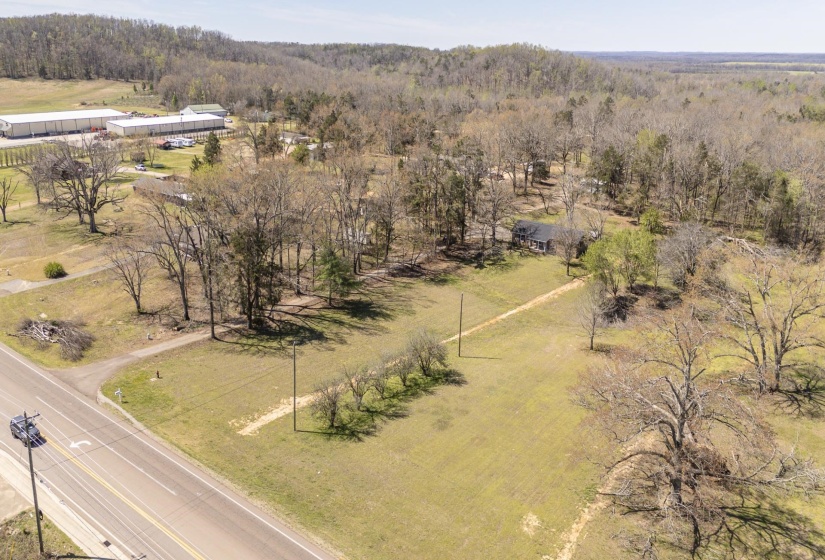 9265 128 HWY, Savannah, Tennessee 38372, 3 Bedroom Bedrooms, 9 Room Rooms,2 BathroomBathrooms,Residential,For Sale,128,0,10217622