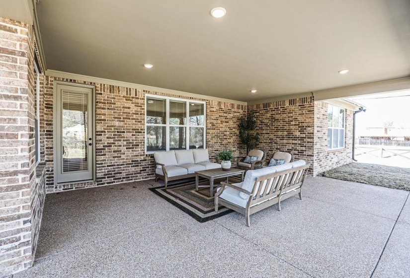 6910 WALKER FARMS DR, Bartlett, Tennessee 38002, 5 Bedroom Bedrooms, 11 Room Rooms,3 BathroomBathrooms,Residential,For Sale,WALKER FARMS,0,10217623