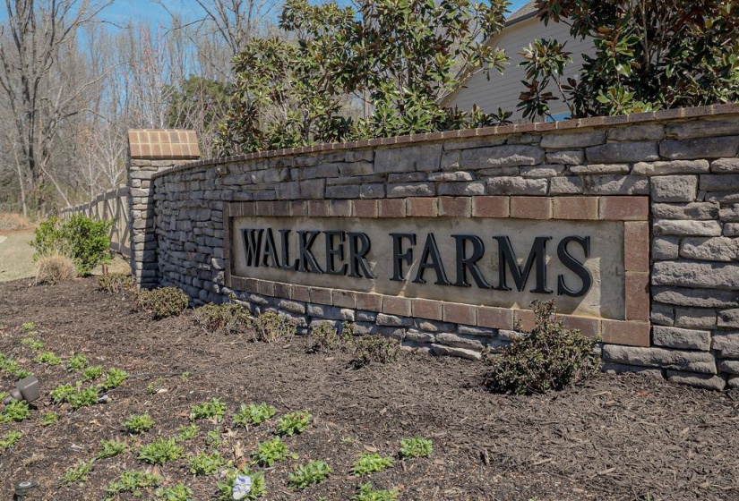 6910 WALKER FARMS DR, Bartlett, Tennessee 38002, 5 Bedroom Bedrooms, 11 Room Rooms,3 BathroomBathrooms,Residential,For Sale,WALKER FARMS,0,10217623