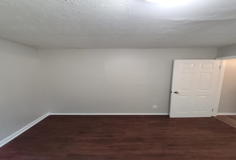 5071 NEELY RD, Memphis, Tennessee 38109, 3 Bedroom Bedrooms, 6 Room Rooms,1 BathroomBathrooms,Residential,For Sale,NEELY,0,10217637