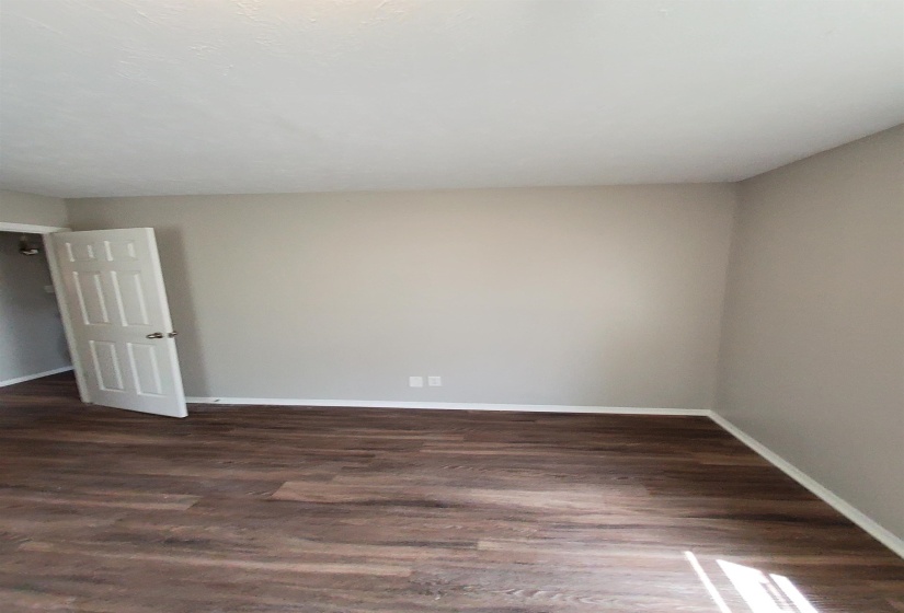 5071 NEELY RD, Memphis, Tennessee 38109, 3 Bedroom Bedrooms, 6 Room Rooms,1 BathroomBathrooms,Residential,For Sale,NEELY,0,10217637