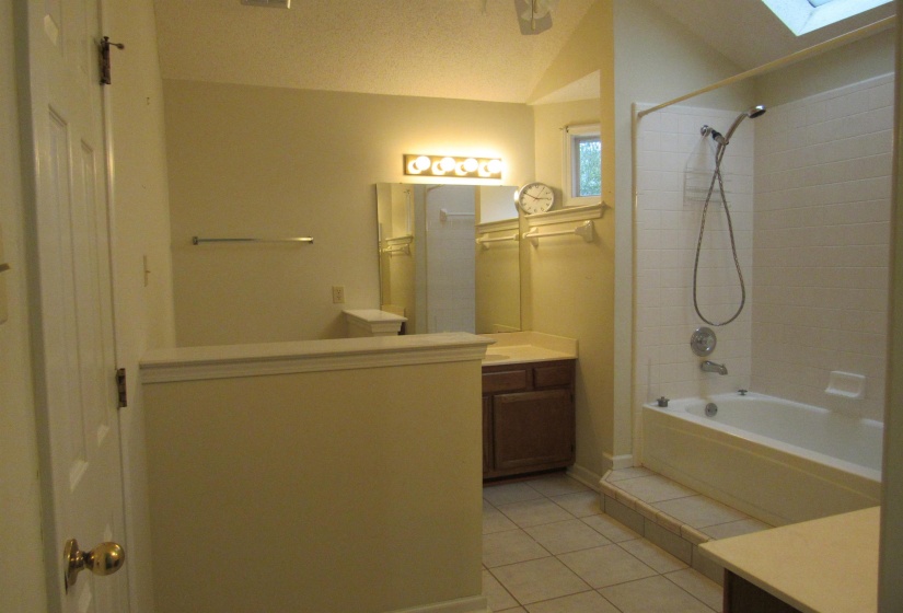 7513 MEADOWLAND DR, Memphis, Tennessee 38133, 3 Bedroom Bedrooms, 5 Room Rooms,2 BathroomBathrooms,Residential,For Sale,MEADOWLAND,0,10217643