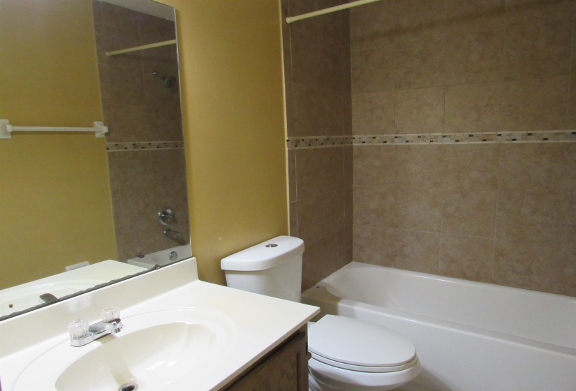 7513 MEADOWLAND DR, Memphis, Tennessee 38133, 3 Bedroom Bedrooms, 5 Room Rooms,2 BathroomBathrooms,Residential,For Sale,MEADOWLAND,0,10217643