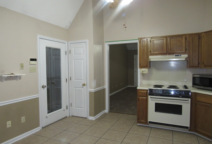 7513 MEADOWLAND DR, Memphis, Tennessee 38133, 3 Bedroom Bedrooms, 5 Room Rooms,2 BathroomBathrooms,Residential,For Sale,MEADOWLAND,0,10217643