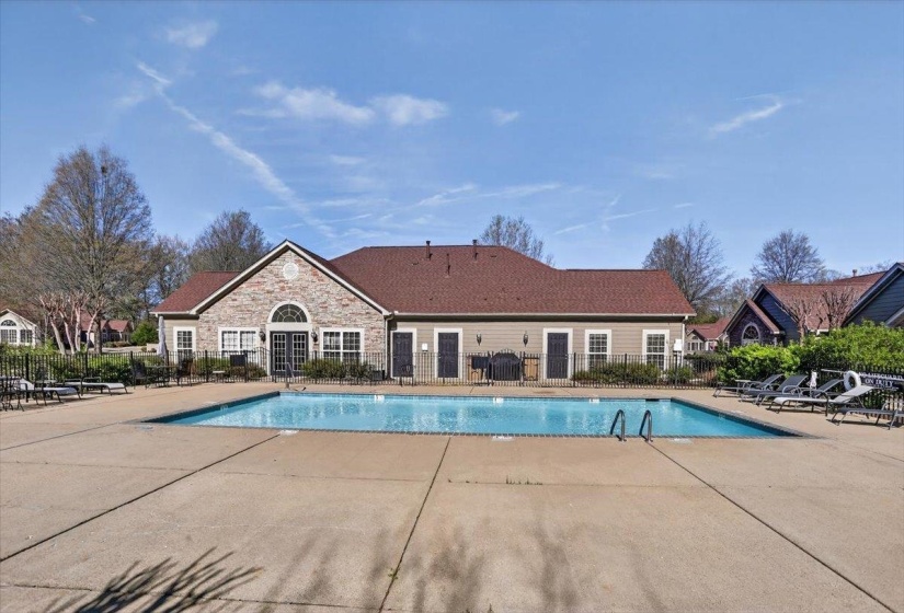 1693 SOUTHFIELD CIR, Memphis, Tennessee 38016, 2 Bedroom Bedrooms, 6 Room Rooms,2 BathroomBathrooms,Residential,For Sale,SOUTHFIELD,0,10217644