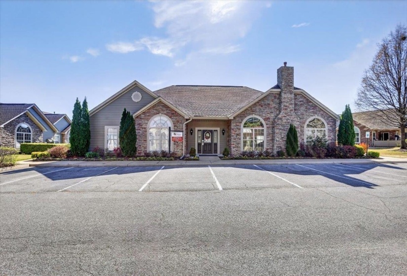 1693 SOUTHFIELD CIR, Memphis, Tennessee 38016, 2 Bedroom Bedrooms, 6 Room Rooms,2 BathroomBathrooms,Residential,For Sale,SOUTHFIELD,0,10217644