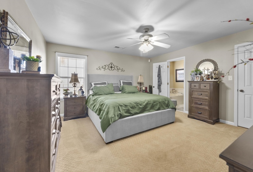 77 LAUREN CV, Atoka, Tennessee 38004, 4 Bedrooms Bedrooms, 9 Rooms Rooms,2 BathroomsBathrooms,Residential,For Sale,LAUREN,10217646