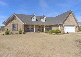 77 LAUREN CV, Atoka, Tennessee 38004, 4 Bedrooms Bedrooms, 9 Rooms Rooms,2 BathroomsBathrooms,Residential,For Sale,LAUREN,10217646 77 LAUREN CV, Atoka, Tennessee 38004, 4 Bedrooms Bedrooms, 9 Rooms Rooms,2 BathroomsBathrooms,Residential,For Sale,LAUREN,10217646