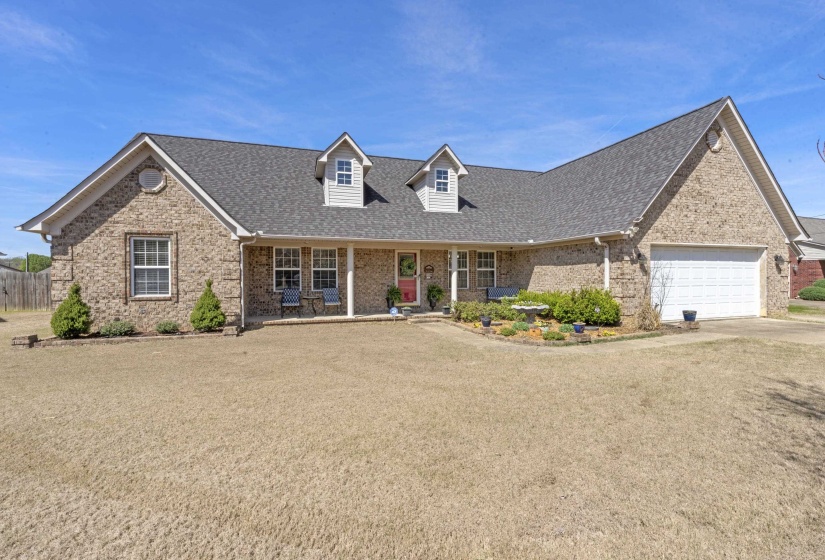 77 LAUREN CV, Atoka, Tennessee 38004, 4 Bedrooms Bedrooms, 9 Rooms Rooms,2 BathroomsBathrooms,Residential,For Sale,LAUREN,10217646