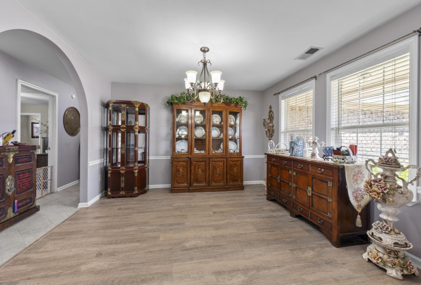 77 LAUREN CV, Atoka, Tennessee 38004, 4 Bedrooms Bedrooms, 9 Rooms Rooms,2 BathroomsBathrooms,Residential,For Sale,LAUREN,10217646