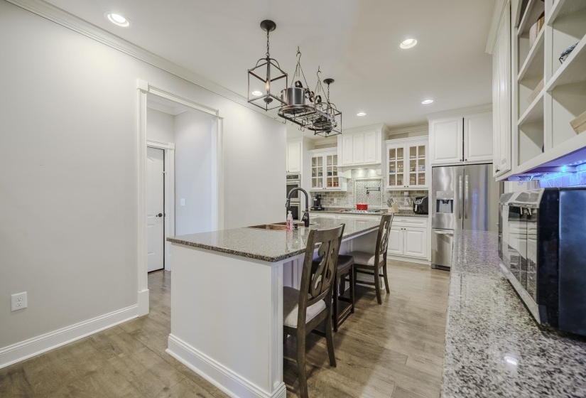 340 GRAND OAKS CV, Savannah, Tennessee 38372, 5 Bedrooms Bedrooms, 12 Rooms Rooms,3.1 BathroomsBathrooms,Residential,For Sale,GRAND OAKS,10217674