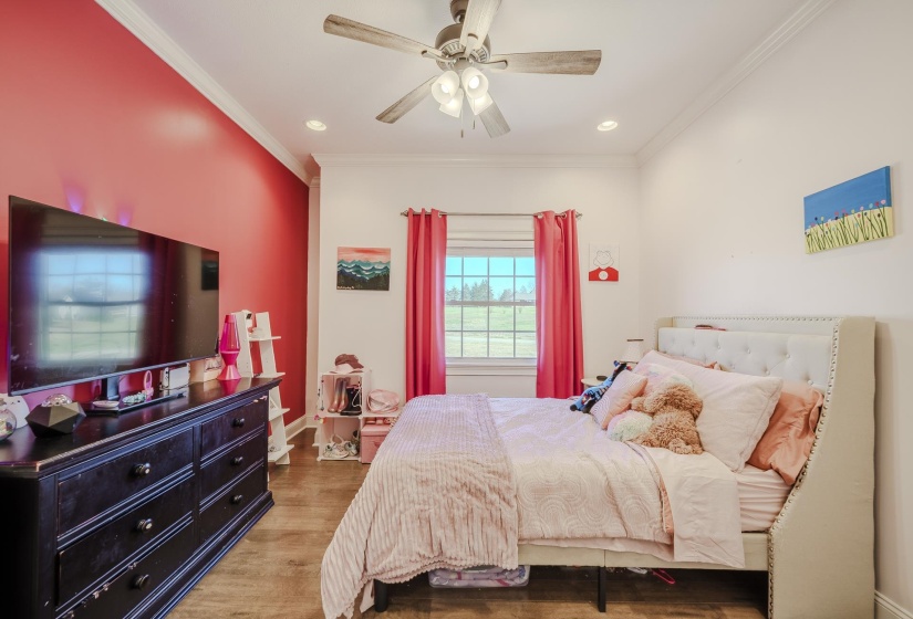 340 GRAND OAKS CV, Savannah, Tennessee 38372, 5 Bedrooms Bedrooms, 12 Rooms Rooms,3.1 BathroomsBathrooms,Residential,For Sale,GRAND OAKS,10217674