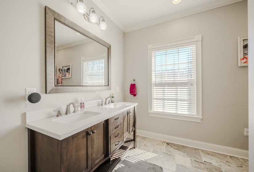 340 GRAND OAKS CV, Savannah, Tennessee 38372, 5 Bedrooms Bedrooms, 12 Rooms Rooms,3.1 BathroomsBathrooms,Residential,For Sale,GRAND OAKS,10217674