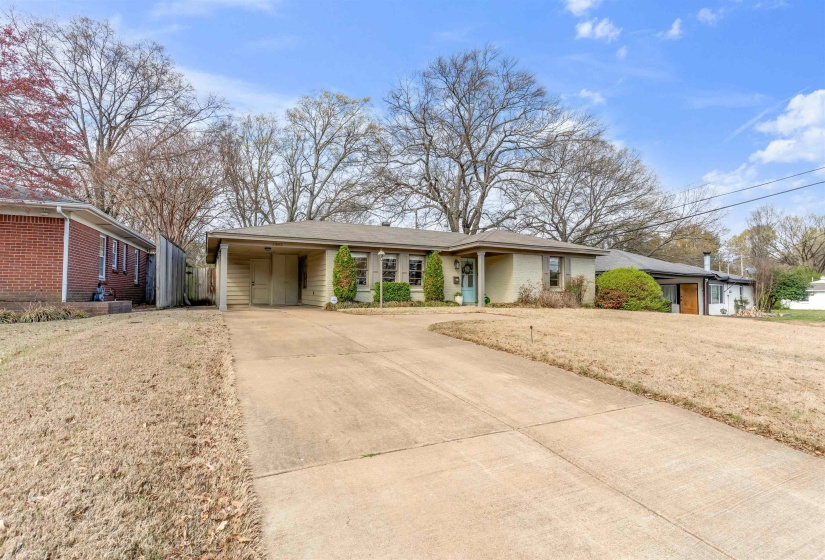 1383 WHITE STATION RD, Memphis, Tennessee 38117, 3 Bedrooms Bedrooms, 9 Rooms Rooms,2.1 BathroomsBathrooms,Residential,For Sale,WHITE STATION,10217685