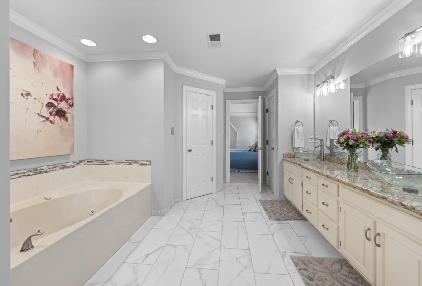 7455 WOOD RAIL CV, Memphis, Tennessee 38119, 4 Bedroom Bedrooms, 8 Room Rooms,3.1 BathroomBathrooms,Residential,For Sale,WOOD RAIL,0,10217686
