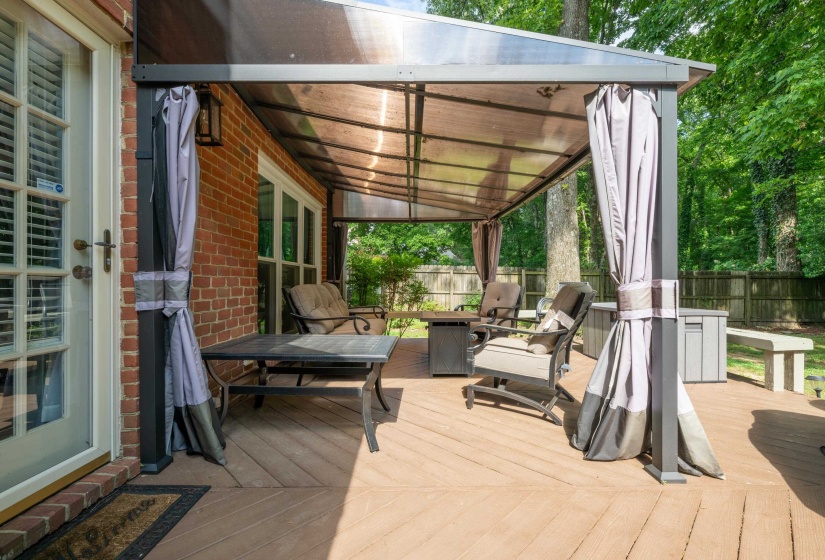 7455 WOOD RAIL CV, Memphis, Tennessee 38119, 4 Bedroom Bedrooms, 8 Room Rooms,3.1 BathroomBathrooms,Residential,For Sale,WOOD RAIL,0,10217686