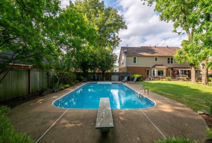 7455 WOOD RAIL CV, Memphis, Tennessee 38119, 4 Bedroom Bedrooms, 8 Room Rooms,3.1 BathroomBathrooms,Residential,For Sale,WOOD RAIL,0,10217686