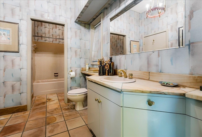 311 CHERRY CIR, Memphis, Tennessee 38117, 4 Bedroom Bedrooms, 11 Room Rooms,4.1 BathroomBathrooms,Residential,For Sale,CHERRY,0,10217694