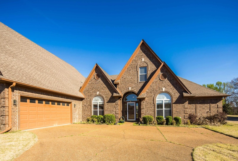 450 LEWIS FAIRWAY CIR, Oakland, Tennessee 38060, 4 Bedroom Bedrooms, 15 Room Rooms,3 BathroomBathrooms,Residential,For Sale,LEWIS FAIRWAY,0,10217710