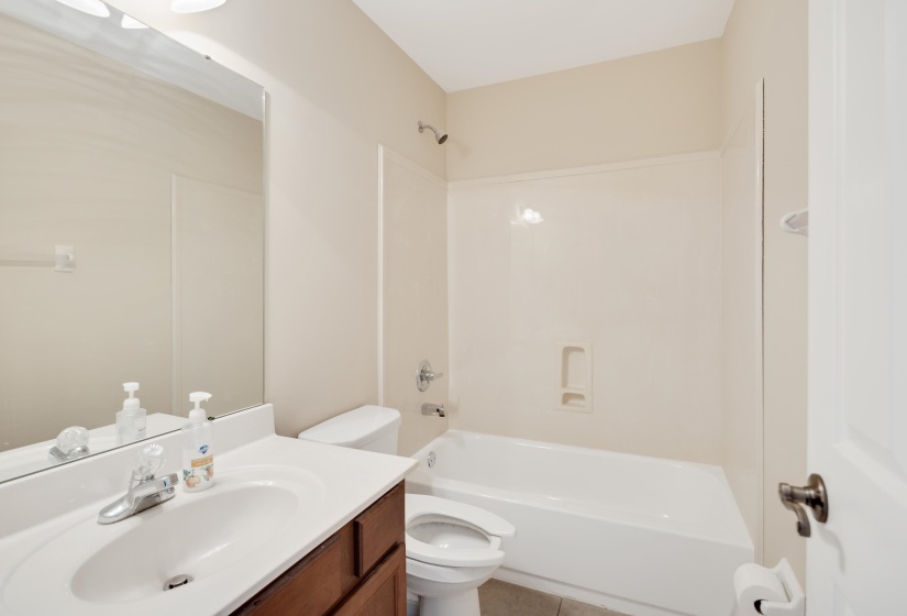 450 LEWIS FAIRWAY CIR, Oakland, Tennessee 38060, 4 Bedroom Bedrooms, 15 Room Rooms,3 BathroomBathrooms,Residential,For Sale,LEWIS FAIRWAY,0,10217710