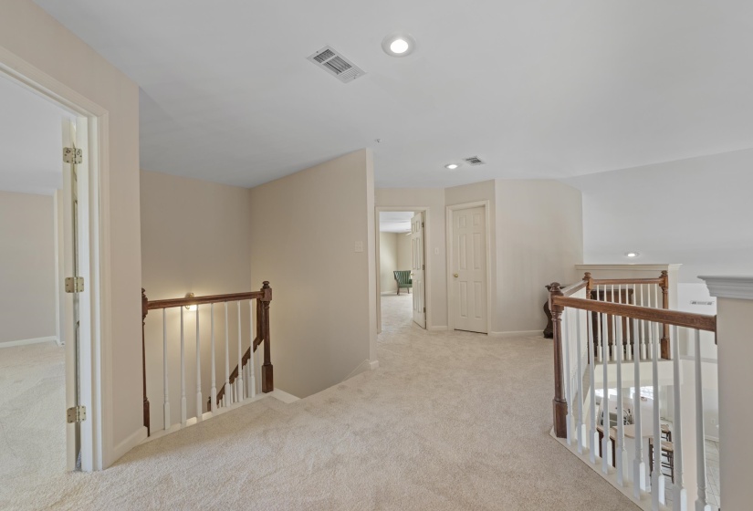 1701 VILLAGE RIDGE PL, Collierville, Tennessee 38017, 3 Bedrooms Bedrooms, 8 Rooms Rooms,2.1 BathroomsBathrooms,Residential,For Sale,VILLAGE RIDGE,10217712