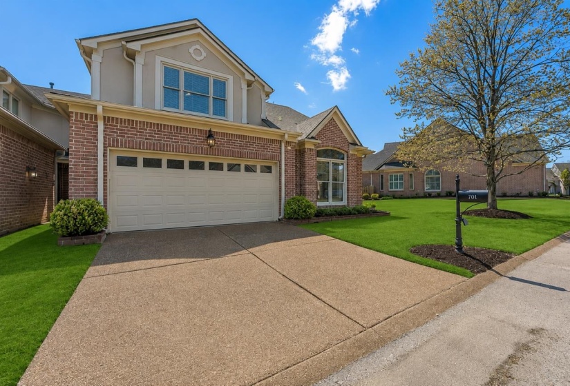 1701 VILLAGE RIDGE PL, Collierville, Tennessee 38017, 3 Bedrooms Bedrooms, 8 Rooms Rooms,2.1 BathroomsBathrooms,Residential,For Sale,VILLAGE RIDGE,10217712