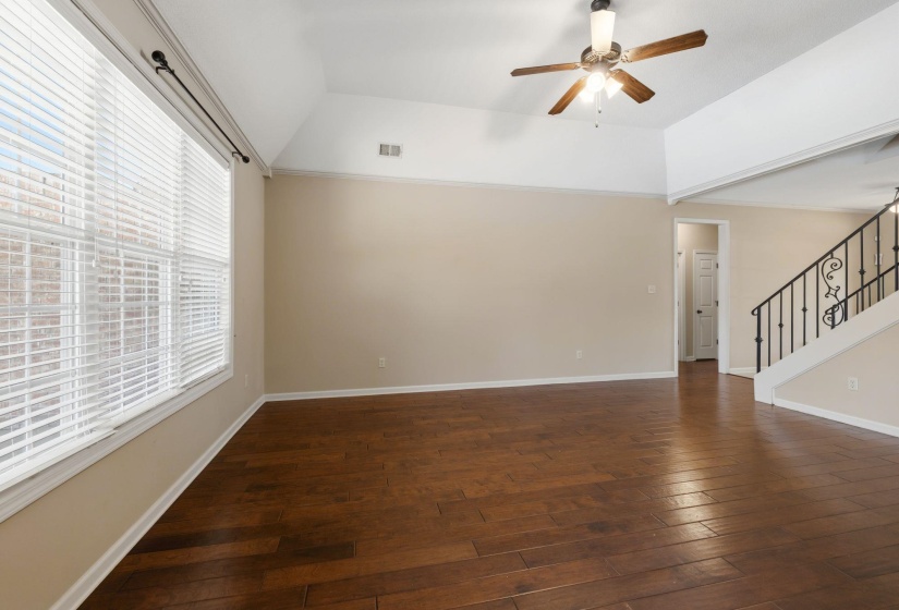 8717 BRUNSWICK FARMS DR, Bartlett, Tennessee 38002, 5 Bedrooms Bedrooms, 9 Rooms Rooms,3.1 BathroomsBathrooms,Residential,For Sale,BRUNSWICK FARMS,10217725