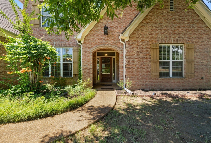 8717 BRUNSWICK FARMS DR, Bartlett, Tennessee 38002, 5 Bedrooms Bedrooms, 9 Rooms Rooms,3.1 BathroomsBathrooms,Residential,For Sale,BRUNSWICK FARMS,10217725