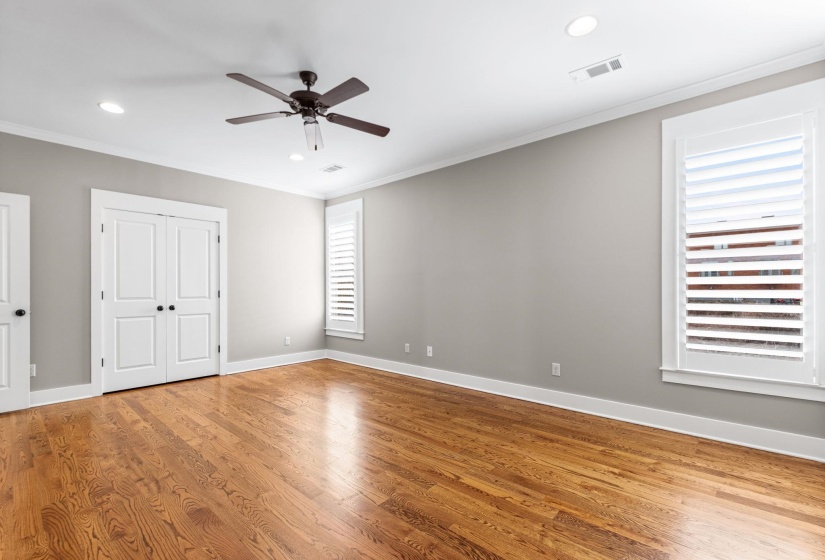 635 FRONT ST, Memphis, Tennessee 38103, 3 Bedrooms Bedrooms, 7 Rooms Rooms,2.2 BathroomsBathrooms,Residential,For Sale,FRONT,10217727