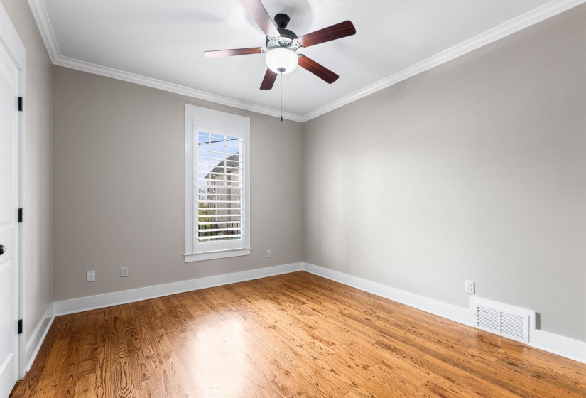 635 FRONT ST, Memphis, Tennessee 38103, 3 Bedrooms Bedrooms, 7 Rooms Rooms,2.2 BathroomsBathrooms,Residential,For Sale,FRONT,10217727