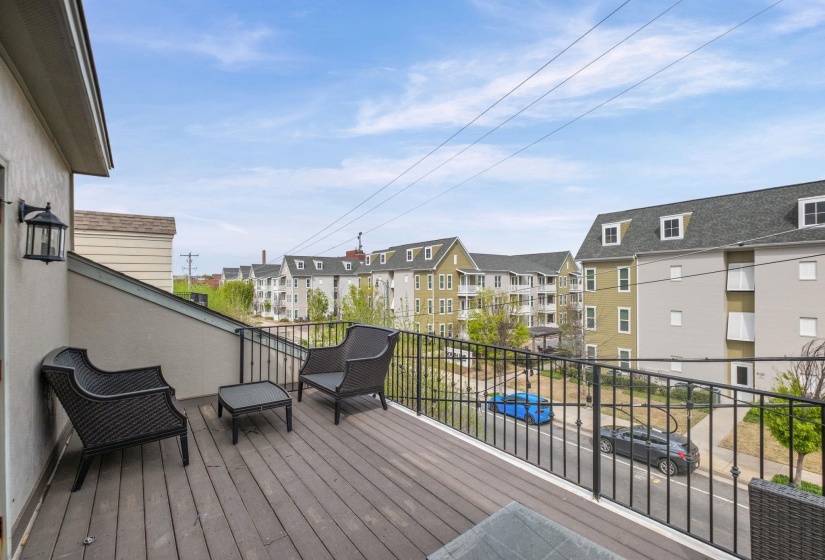 635 FRONT ST, Memphis, Tennessee 38103, 3 Bedrooms Bedrooms, 7 Rooms Rooms,2.2 BathroomsBathrooms,Residential,For Sale,FRONT,10217727