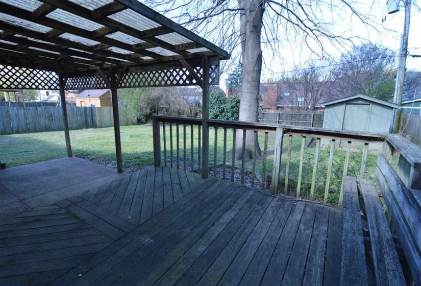 2717 DEER GLADE LN, Memphis, Tennessee 38133, 4 Bedrooms Bedrooms, 8 Rooms Rooms,2 BathroomsBathrooms,Residential,For Sale,DEER GLADE,10217737