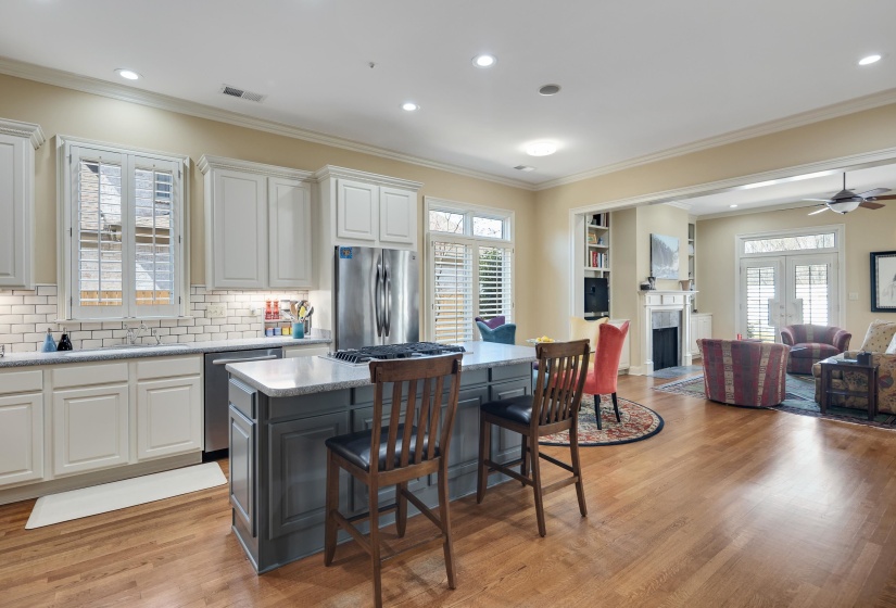 7302 MONT BLANC DR, Germantown, Tennessee 38138, 4 Bedrooms Bedrooms, 9 Rooms Rooms,3.1 BathroomsBathrooms,Residential,For Sale,MONT BLANC,10217738