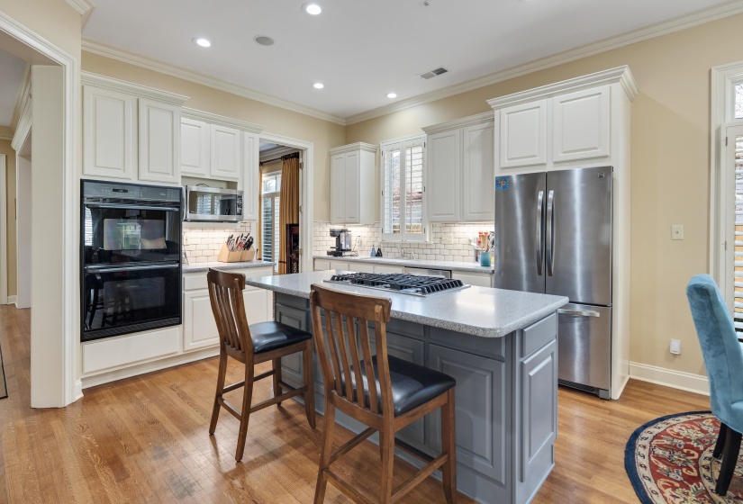 7302 MONT BLANC DR, Germantown, Tennessee 38138, 4 Bedrooms Bedrooms, 9 Rooms Rooms,3.1 BathroomsBathrooms,Residential,For Sale,MONT BLANC,10217738