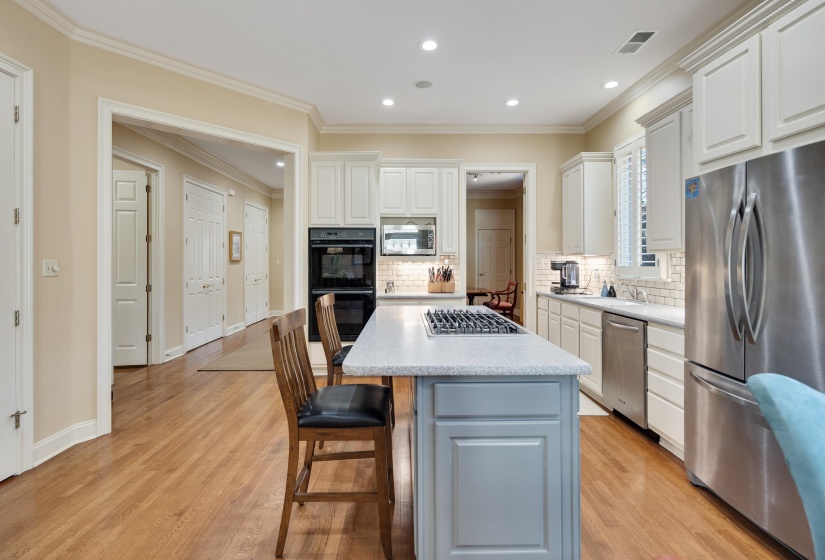 7302 MONT BLANC DR, Germantown, Tennessee 38138, 4 Bedrooms Bedrooms, 9 Rooms Rooms,3.1 BathroomsBathrooms,Residential,For Sale,MONT BLANC,10217738