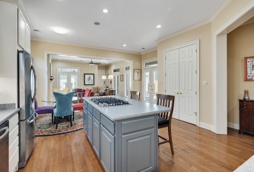 7302 MONT BLANC DR, Germantown, Tennessee 38138, 4 Bedrooms Bedrooms, 9 Rooms Rooms,3.1 BathroomsBathrooms,Residential,For Sale,MONT BLANC,10217738
