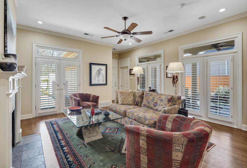 7302 MONT BLANC DR, Germantown, Tennessee 38138, 4 Bedrooms Bedrooms, 9 Rooms Rooms,3.1 BathroomsBathrooms,Residential,For Sale,MONT BLANC,10217738