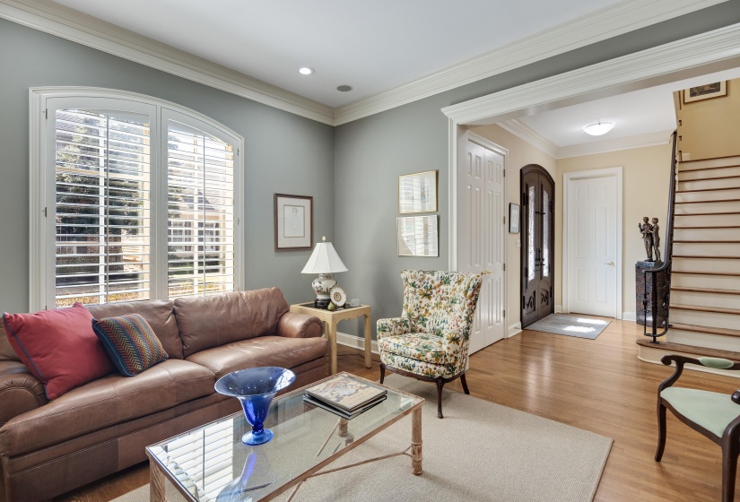 7302 MONT BLANC DR, Germantown, Tennessee 38138, 4 Bedrooms Bedrooms, 9 Rooms Rooms,3.1 BathroomsBathrooms,Residential,For Sale,MONT BLANC,10217738
