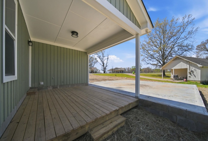 1254 BURNETT LN, Covington, Tennessee 38019, 3 Bedroom Bedrooms, 6 Room Rooms,2 BathroomBathrooms,Residential,For Sale,BURNETT,0,10217744