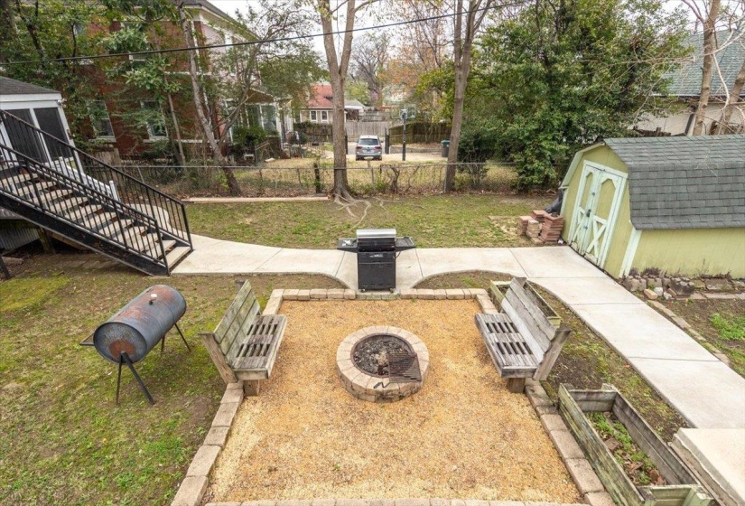 1462 CARR AVE, Memphis, Tennessee 38104, 3 Bedroom Bedrooms, 10 Room Rooms,2 BathroomBathrooms,Residential,For Sale,CARR,0,10217767