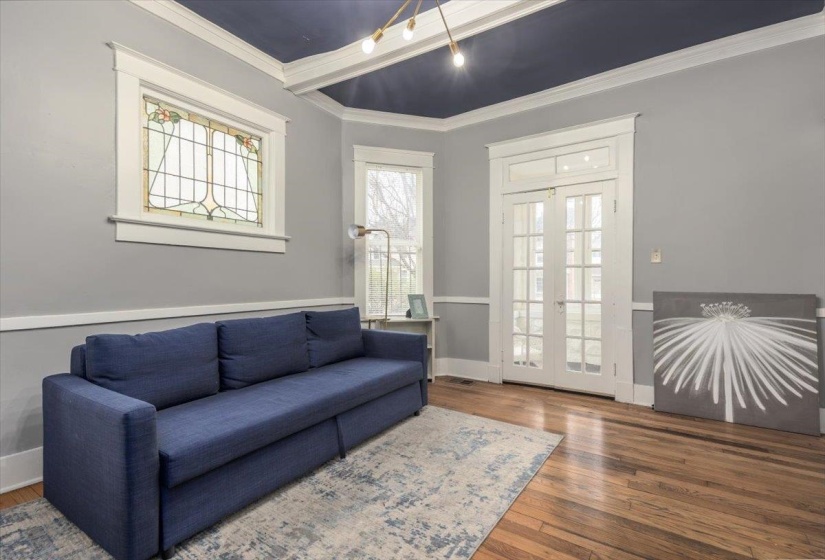 1462 CARR AVE, Memphis, Tennessee 38104, 3 Bedroom Bedrooms, 10 Room Rooms,2 BathroomBathrooms,Residential,For Sale,CARR,0,10217767