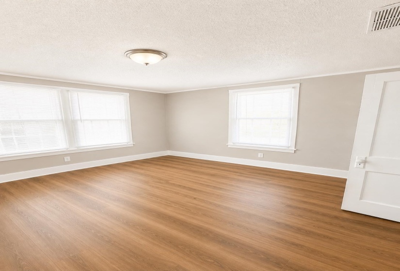 1075 KNEY ST, Memphis, Tennessee 38107, 2 Bedroom Bedrooms, 5 Room Rooms,1 BathroomBathrooms,Rental Properties,For Sale,KNEY,0,10217785