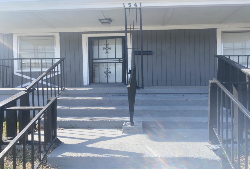 1541 PATTON ST, Memphis, Tennessee 38106, 3 Bedrooms Bedrooms, 6 Rooms Rooms,2 BathroomsBathrooms,Rental Properties,For Sale,PATTON,10217792