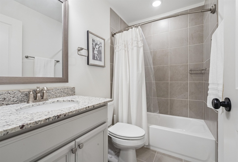 340 ST ANDREWS DR, Oakland, Tennessee 38060, 4 Bedroom Bedrooms, 9 Room Rooms,3 BathroomBathrooms,Residential,For Sale,ST ANDREWS,0,10217797