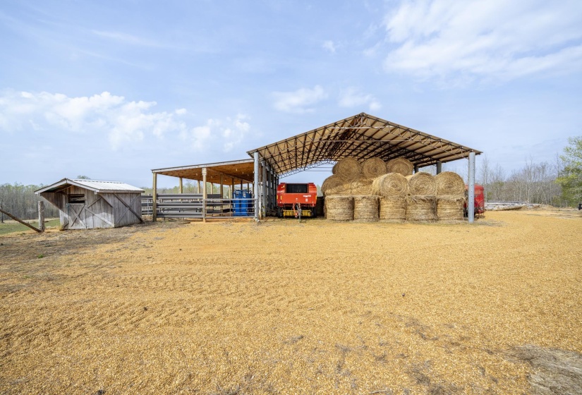 1896 PURDY BEAUTY HILL RD, Bethel Springs, Tennessee 38315, 3 Bedrooms Bedrooms, 10 Rooms Rooms,2.1 BathroomsBathrooms,Residential,For Sale,PURDY BEAUTY HILL,10217815